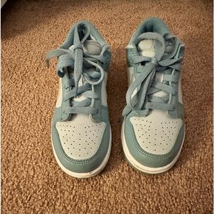 Nike Dunks Blue kids size 2Y